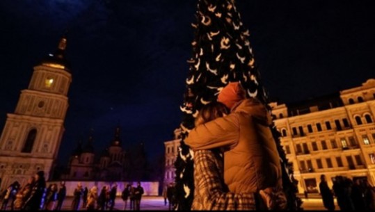 Parlamenti ukrainas miraton ndryshimin e datës së Krishtlindjeve