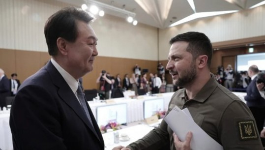 Vizitë e papritur në Kiev, Presidenti i Koresë së Jugut takim me Zelensky