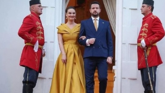 Zonja e Parë e Malit të Zi kritikohet për veshjen, reagon Milatoviç: Nuk ka të bëjë me trupin, por me tekstilin