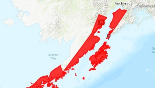 Tërmet me magnitudë 7.4 në Alaskë, Instituti Gjeologjik Amerikan paralajmëron cunami