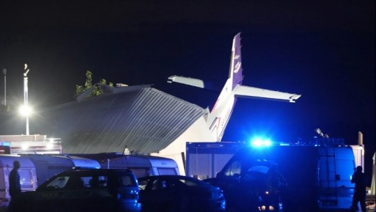 FOTO+ VIDEO/ Rrëzohet avioni, 5  të vdekur e 5 të plagosur në Poloni