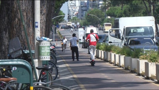 Aksion gjobash për përdoruesit e parregullt të monopatinave, efektivi: Të ecin në korsinë e rezervuar për biçikleta dhe me kaskë në kokë