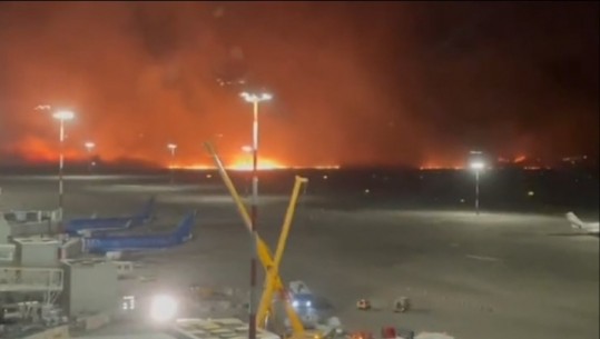 VIDEOLAJM/ Zjarr në disa ishuj të Siçilisë, mbyllet aeroporti ndërkombëtar në Palermo, anulohen 8 fluturime! Shkak i nxehti ekstrem mbi 47 °C