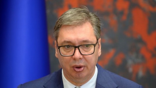 'Po vijnë kohë të vështira', Vuçiç i ankohet Athinës: Pse është ftuar Albin Kurti?