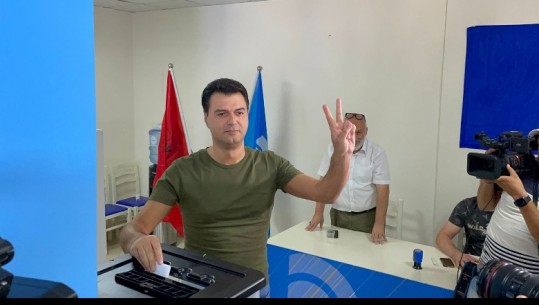 VIDEO/ Zgjedhjet në PD, voton ish kryedemokrati Lulzim Basha