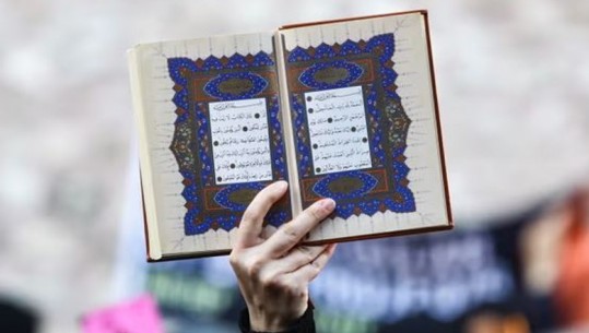 Danimarka kufizon protestat që përfshijnë përdhosjen e Kuranit