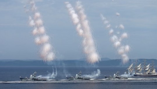 Mes tensioneve me fqinjët evropianë, Rusia nis manovra ushtarake në Detin Baltik