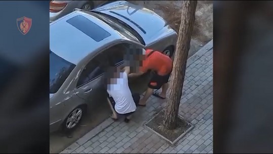 VIDEO/ Tentuan të vidhnin një automjet, arrestohen në flagrancë dy persona në Kavajë! Nën hetim edhe një minoren