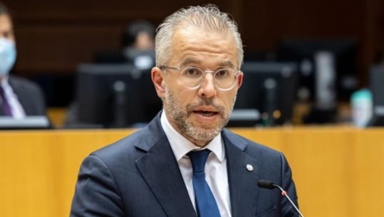 Deputeti Holandez: Shtetet e Ballkanit 'duhet të marrin vendime të vështira shpejt'