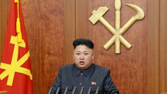  Kim Jong Un kërkon shtim drastik të prodhimit të raketave