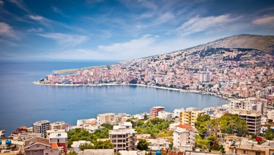 Mero Baze: Suksesi i turizmit shqiptar është liria e zgjedhjes mes mungesës së standardeve  