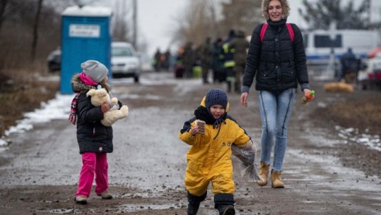 SHBA njofton sanksione për dëbimin e të miturve ukrainas