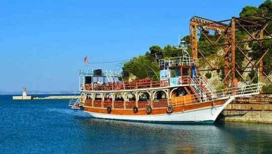 Helmimi i 41 të rinjve polakë në Vlorë, AKU merr mostra ushqimesh nga anija me të cilën shkuan në Sazan! E gjobit me 600 mijë lekë