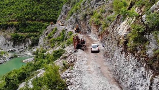 VIDEO/ Vijojnë punimet në rrugën Prekal-Kir, segmenti i parë i rrugës së Dukagjinit
