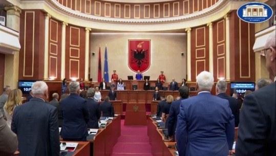 Nis sesioni i ri parlamentar, Bledi Çuçi konfirmohet kreu i grupit të PS