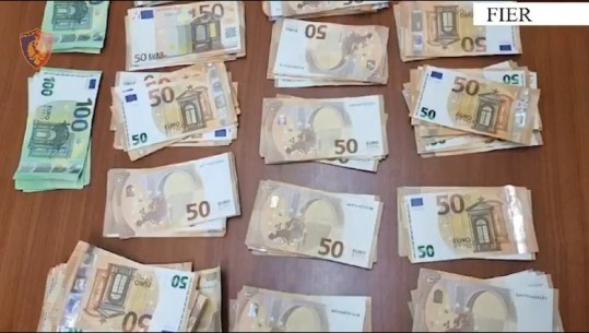 VIDEO/ Fier, babë e bijë vjedhin 23 mijë euro në shtëpinë e të arrestuarit! 61-vjeçari u prangos për armë pa leje, hajdutët i hynë në shtëpi