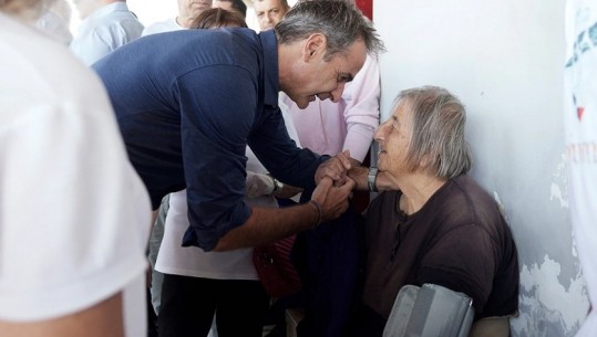 Përmbytjet në Greqi, rreth 12 miliard euro dëme, Mitsotakis: Do bëjmë gjithçka që t’iu ndihmojmë