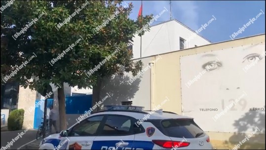 Elbasan/ Operacioni anti-drogë, burime: 7 në pranga dhe 5 në kërkim, mes të arrestuarve edhe një polic (EMRAT)