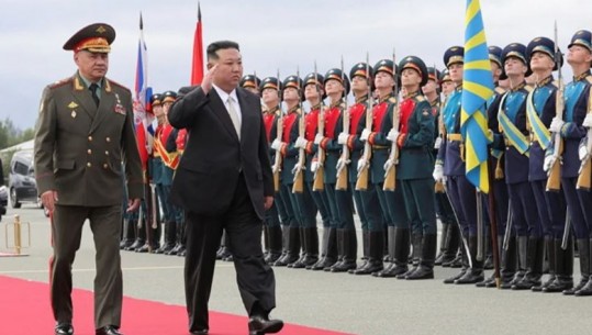 Jelek antiplumb dhe dronë, Kim Jong Un largohet nga Rusia me dhurata