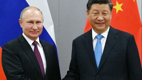 Putin vizitë në Pekin në tetor, takim me Xi Jinping