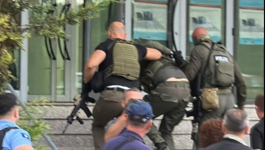 Gjashtë të arrestuarit për sulmin në Veri të Kosovës dërgohen në paraburgim 48 orë, këto janë akuzat