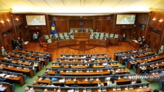 Mblidhet Kuvendi i Kosovës, mbahet një minutë heshtje në nder të policit Afrim Bunjaku! Kurti kërkon ndëshkimin e Serbisë: Të shpallen vende terroriste 'Mbrojtja civile' dhe 'Brigada e Veriut'