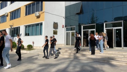 Viti i ri akademik në Elbasan, plotësohen vetëm 50% e kuotave