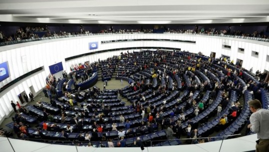 Parlamenti Evropian pritet të miratojë një rezolutë për raportet Kosovë-Serbi