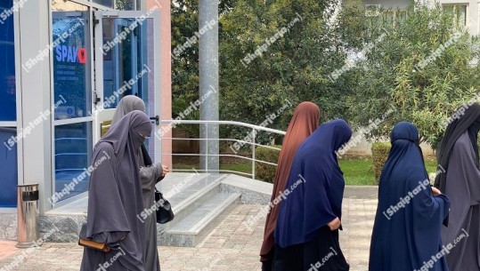 U riatdhesuan nga Siria, GJKKO nis gjykimin për 7 gratë e xhihadistëve! Flasin në gjykatë: S’kemi marrë pjesë në konflikte ushtarake të huaja