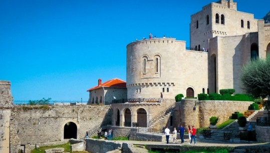 Turizmi kulturor, vizitorët u rritën me 45%, kryeson Muzeu i Krujës dhe Kalaja e Gjirokastrës