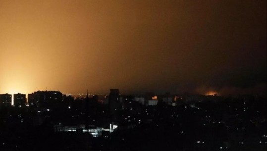 Forcat izraelite: 100 bastisje në Gaza gjatë natës