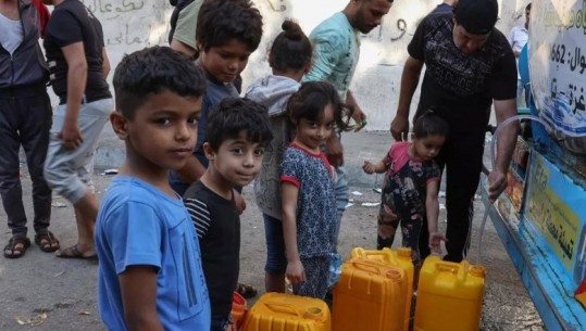 Lufta në Rripin e Gazës, OKB-ja ngren alarmin për përhapje të zgjebes, lisë dhe diarresë