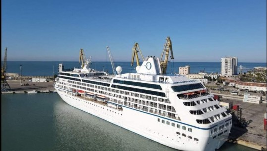 4 anije ndalen në Portin e Durrësit, Rama: Tetori ndër muajt me volumet më të larta të turizmit përmes kroçierave dhe jahteve