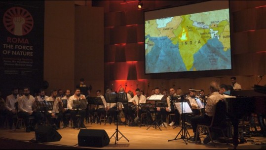Kultura rome ‘pulson’ në muzikë! 600 veta të mbledhur pranë Katedrales në një koncert unik, Jovanovic: Për unitetin e forcën tonë, që tejkalon kufijtë!