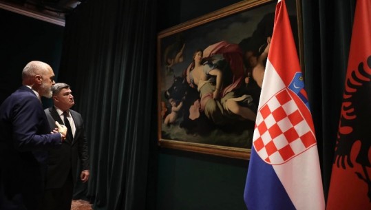 FOTO/ Rama ndan pamje nga takimi me presidentin e Kroacisë: Kënaqësi të mikpritja sot mikun e shquar të shqiptarëve