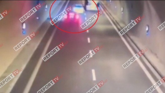 Pamjet e frikshme të aksidentit me dy viktima në tunelin e Kalimashit, ‘Benzi-i’ me shpejtësi skëterrë merr para makinën që u fut në parakalim (Video)