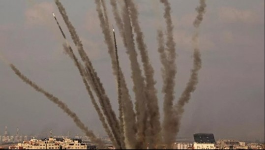Izraeli: Mbi 550 raketa u lëshuan në Gaza nga Hamasi dhe Xhihadi Islamik