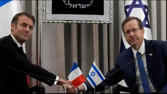 Macron drejtuar Herzogut: Ata njerëz u vranë sepse ishin hebrenj, donin të jetonin në paqe