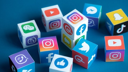 Rrjetet sociale me përmbajtje të papërshatshme, 'Meta' paditet nga shtetet amerikane për dëmtim të shëndetit mendor tek të rinjtë 