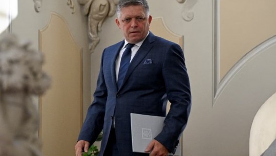Robert Fico do të kthehet në detyrë, kryeministri sllovak rikuperohet plotësisht pasi u qëllua me armë zjarri