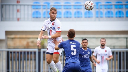 VIDEO/ Kukësi befason Vllazninë, fiton 1-0 kundër shkodranëve me dhjetë lojtarë dhe merr vendin e katërt
