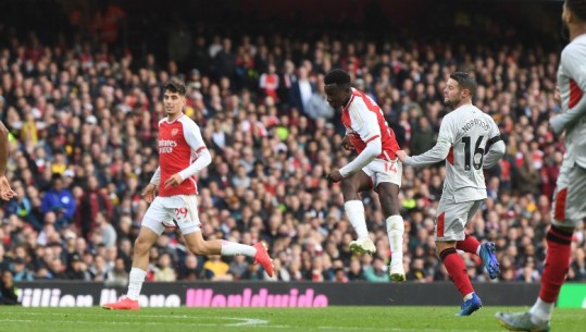 Nketiah tripletë, Arsenali 'shuplakë' Sheffield për vendin e dytë në Premier League (VIDEO)