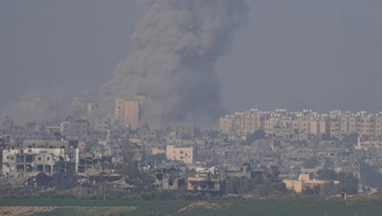 Palestinezët: Izraeli kryen sulme ajrore afër spitalit më të madh në Gaza