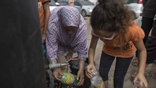 OKB: Fëmijët në Rripin e Gazës po pinë ujë të kripur