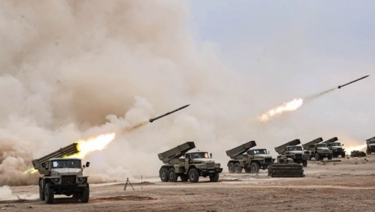 ‘Ne jemi gati’, Irani nxjerr tanket dhe ‘përgatitet’ për luftë, teksa SHBA-të ‘zbarkojnë’ luftanijet në Mesdhe