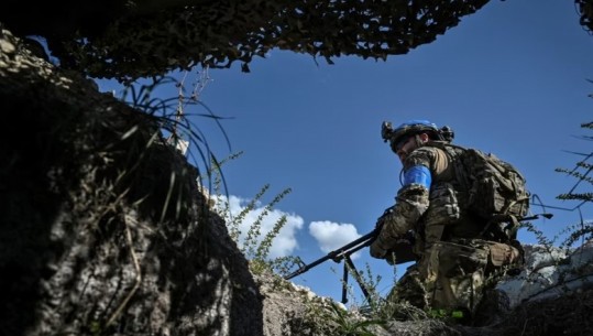 Ukraina e gatshme të zmbrapsë sulmet ruse në Bakhmut