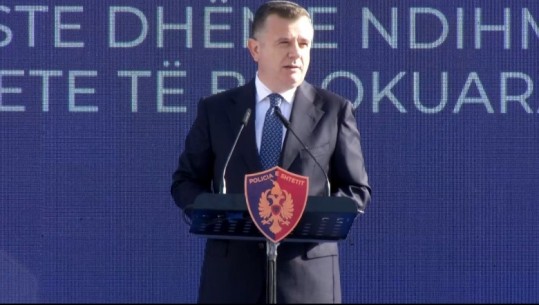 Sezoni turistik, Ministri i Brendshëm: Presim deri në fund të vitit të kapim shifrën e 10 mln turistëve! Është pastruar imazhi i Shqipërisë