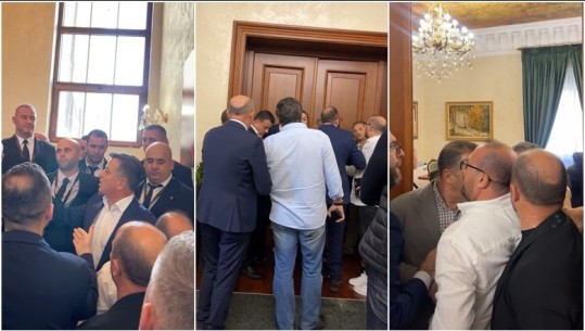 VIDEO/ Rithemelini përplaset me gardën në kryesinë e Kuvendit, hapin me forcë derën në zyrën Nikollës