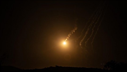 Ushtria izraelite vazhdon bombardimet në veriperëndim të Gazës dhe në zona të tjera