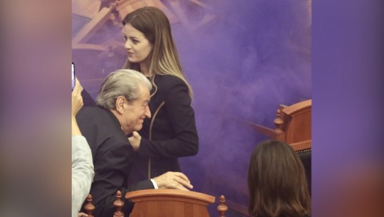 Elisa Spiropali: Tymuesen e mbajti në dorë Salianji, por tymi dilte nga koka e Saliut